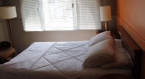 Toronto Central Hotel Екстер'єр фото